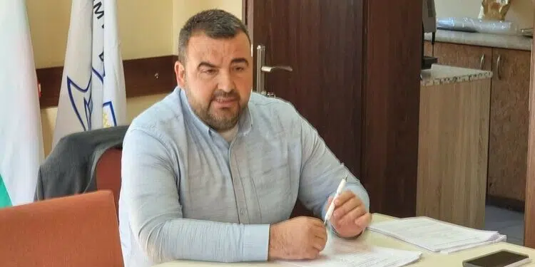 екрем ююзеир