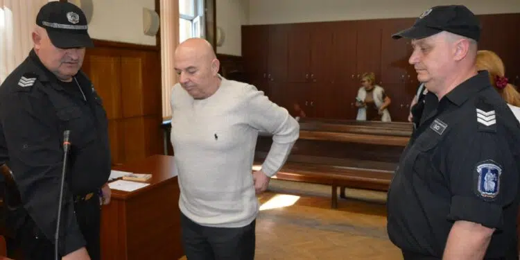 Лютви Хасан, катастрофа Йордан Бозуков